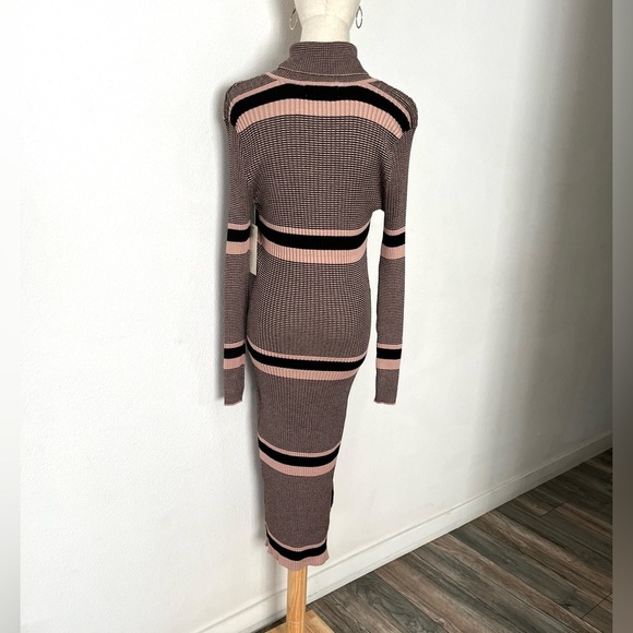 NWT Ribbed Striped Turtleneck Knit Maxi Dress - Picture 3 of 6
